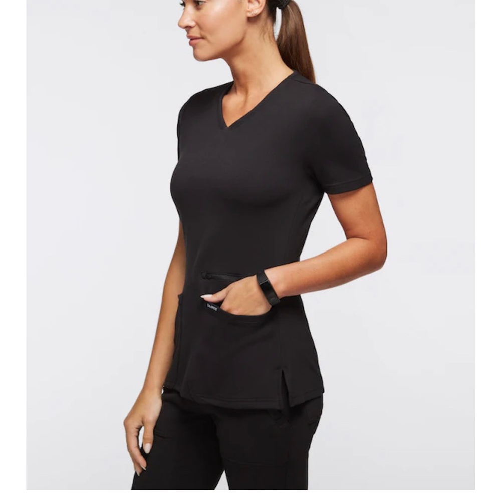 JAANU SET Bootcut Yoga Scrub Bottoms and Matching Top
